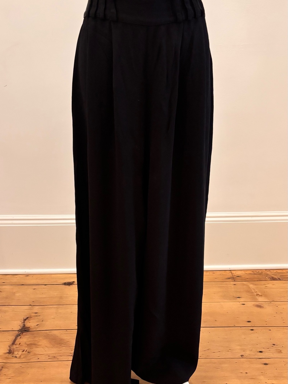 Black Wide-Leg Women's pants